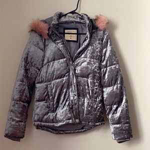 Never worn Cleaning out closet season!